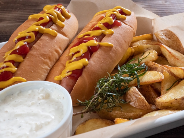 ホットドッグはキッチンカー開業にぴったりのメニュー 移動販売成功のポイントも紹介 ケータバンク株式会社 キッチンカーの総合商社