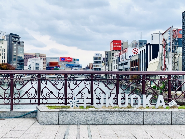 福岡市でキッチンカー開業するなら格安のレンタル・リース！営業許可取得の流れも解説！