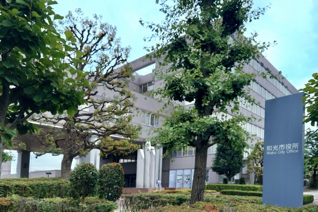 和光市でキッチンカーを製作して開業するにはどうすればいいのか？